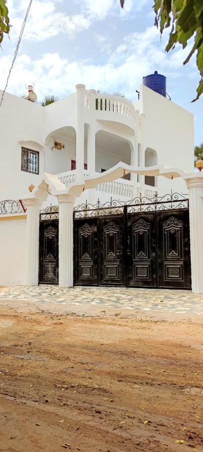 Dulaa Deema Residence Brufut Heights Tranquil Экстерьер фото