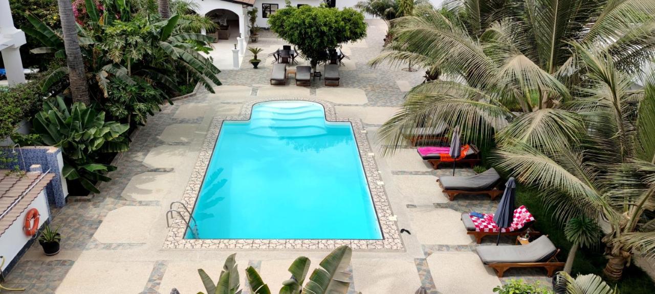 Dulaa Deema Residence Brufut Heights Tranquil Экстерьер фото