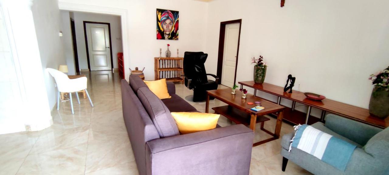 Dulaa Deema Residence Brufut Heights Tranquil Экстерьер фото