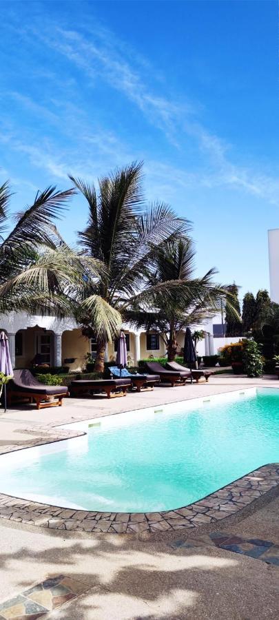 Dulaa Deema Residence Brufut Heights Tranquil Экстерьер фото