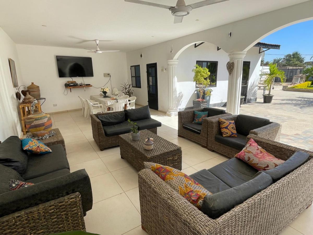 Dulaa Deema Residence Brufut Heights Tranquil Экстерьер фото